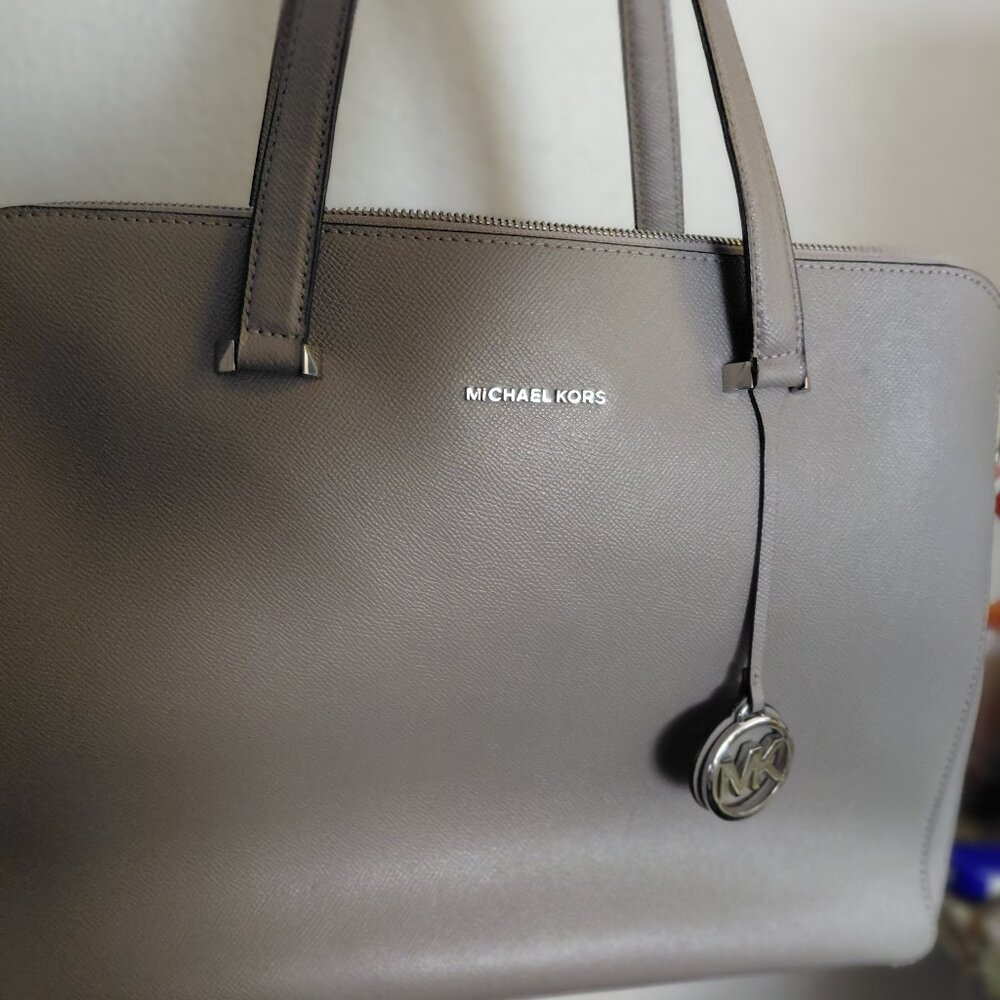 Michael Kors Houston Leather Tote